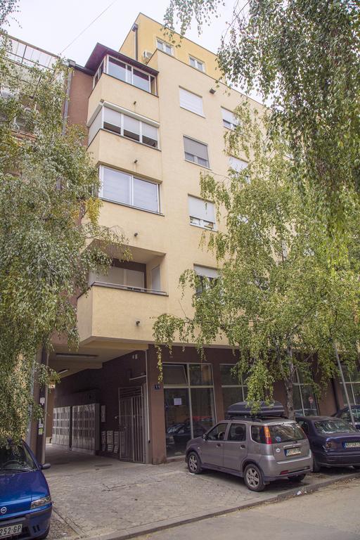 ! Promo! Central Evergreen Studio - Free Public Parking-Fast Wi-Fi Novi Sad Eksteriør billede